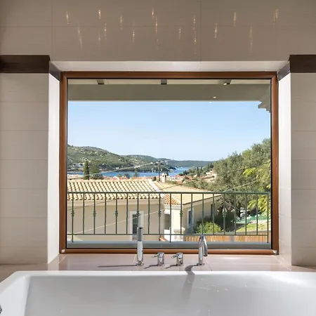 Βίλα View Villas-corfu-villa Eleni,4 Bedrooms,large Private Pool,prime Location Κασσιόπη