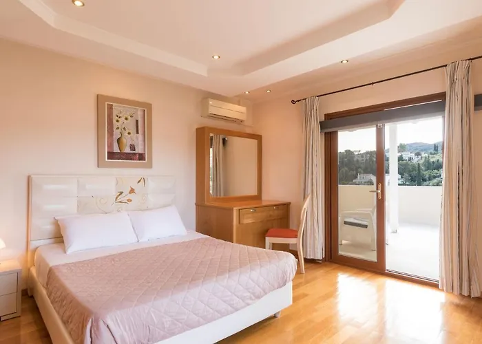 View Villas-corfu-villa Eleni,4 Bedrooms,large Private Pool,prime Location * Kassiopi